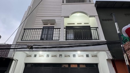 Rumah/Ruko usaha di jagakarsa