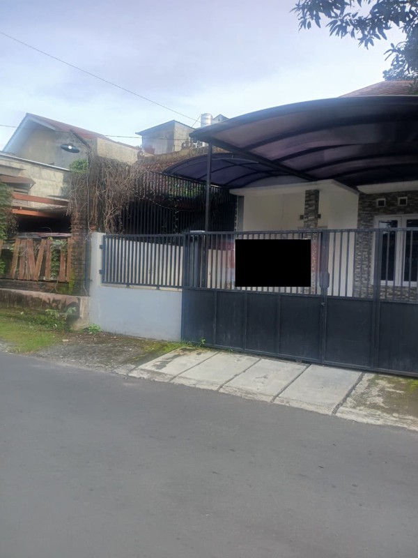 Rumah Tinggal Furnish Lokasi Strategs di Minomartani - Sleman 