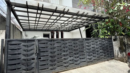 Dijual rumah di Bintaro Jaya Sektor 9 