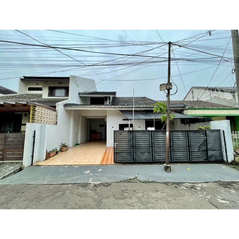 Rumah dgn luas besar, terawat dan harga 2M an di Komp DPR, Pondok Ranji