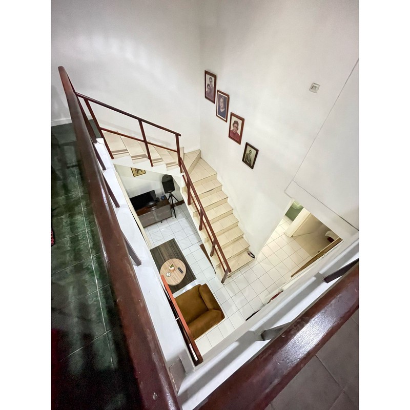 Rumah dgn luas besar, terawat dan harga 2M an di Komp DPR, Pondok Ranji