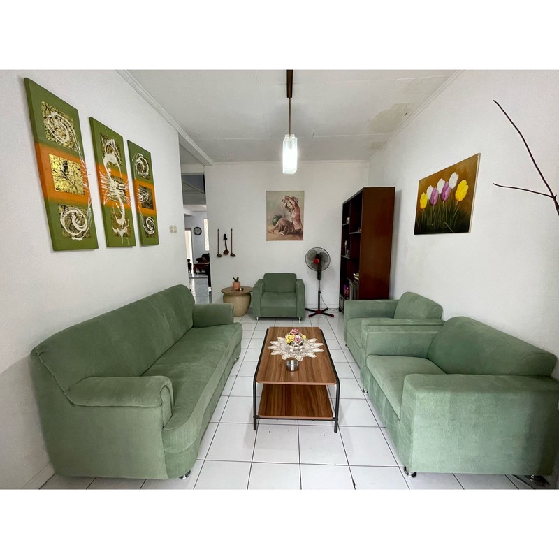 Rumah dgn luas besar, terawat dan harga 2M an di Komp DPR, Pondok Ranji