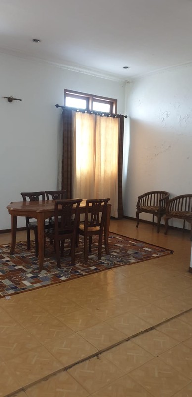 Di jual Rumah  di Jl Kenari Bintaro Sektor 2 - Ciputat Timur