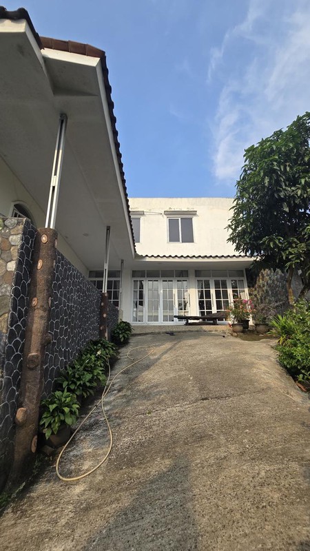 Rumah Bagus Di Jl Raya PDK Pamulang Tangerang Selatan