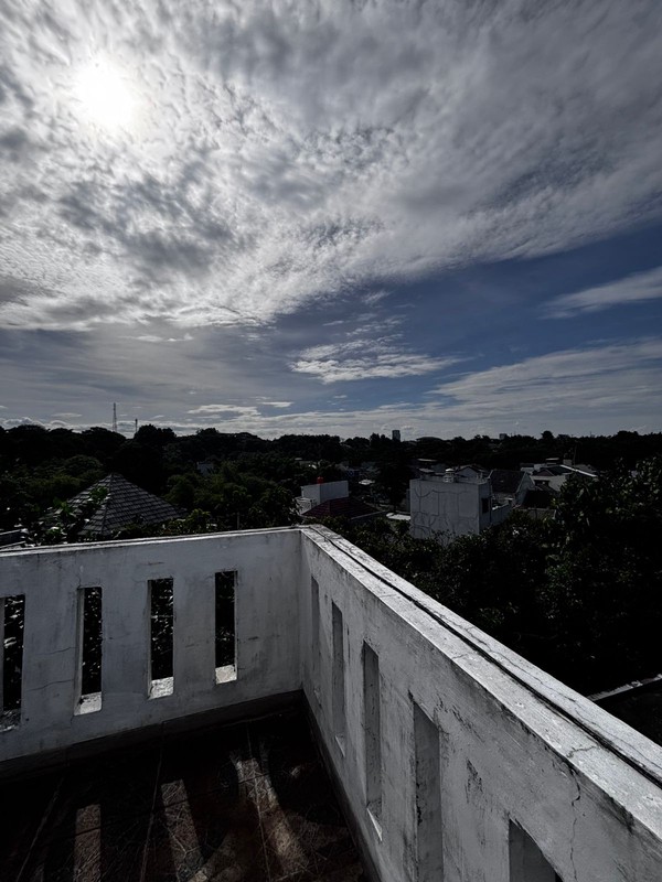 Rumah Bagus Di Jl Raya PDK Pamulang Tangerang Selatan
