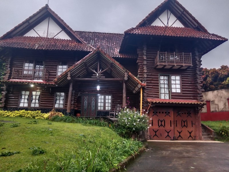 Villa Kayu Cikoto cisarua
