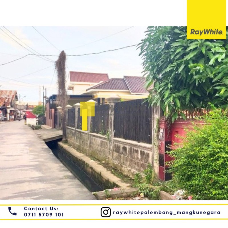 Tanah luas 570 m2 di Kemang Manis