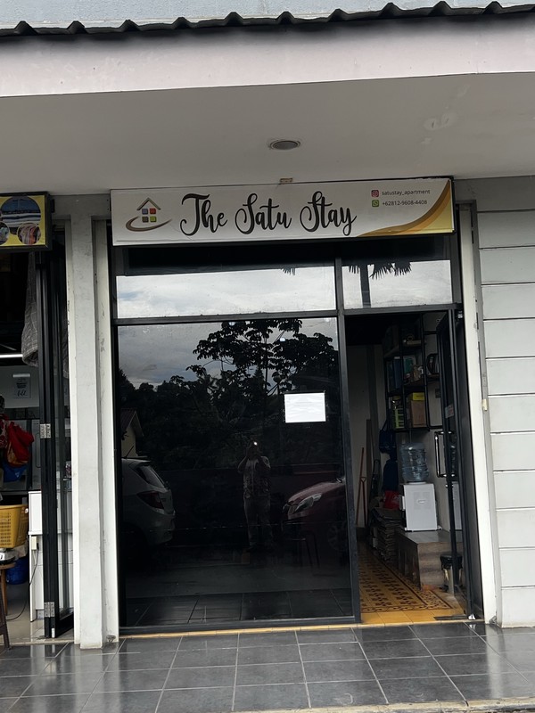 Kios komersial di Ground Floor Apartemen Cocok untuk buka usaha Laundry, minimarket