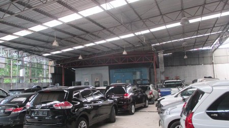 Dijual Showroom Workshop Mobil Jakarta Pusat