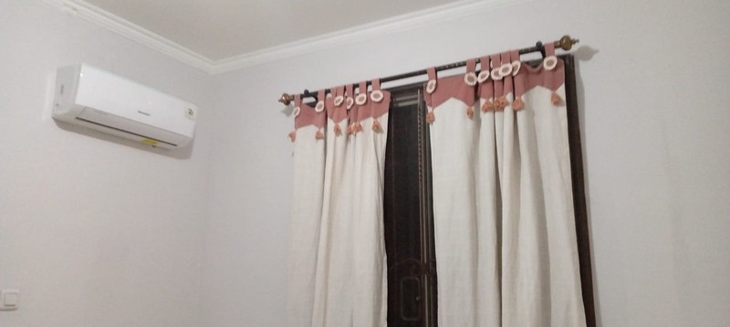 Dijual Rumah  Bukit Gading Mediterania, Kelapa Gading Tanah ngantong, lebar  belakang 8 meter