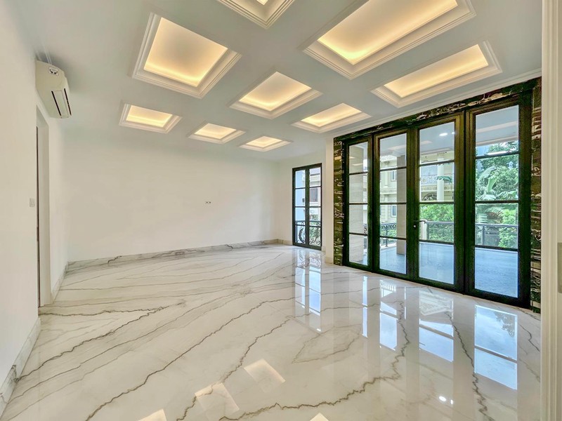 Dijual Luxury Home Villa Gading Indah - 312m&#xb2;, Interior Elegan Full Marmer