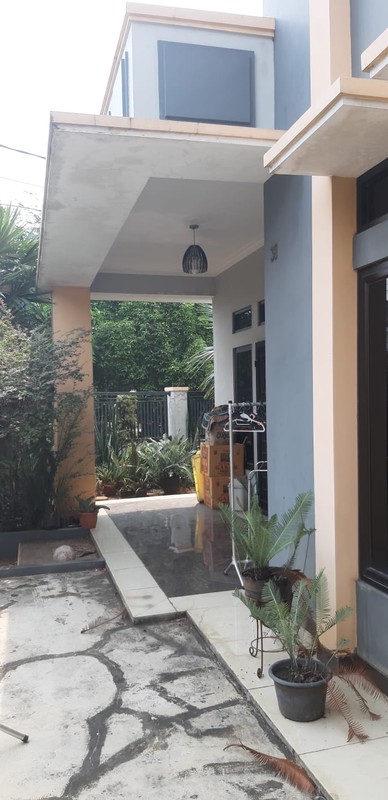 Rumah hook asri dalam perumahan pemandangan taman duren sawit jakarta timur 