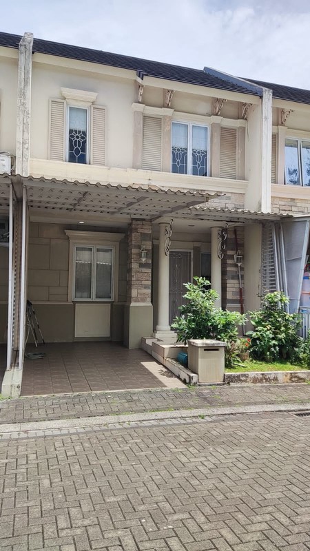 Hot Rent. Rumah modern Vanya Park Assana, BSD