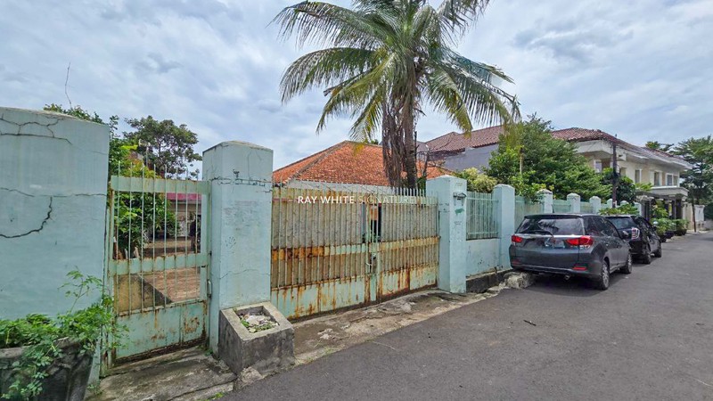 Dijual Rumah Hitung Tanah Di Jl Dwijaya II Radio Dalam 