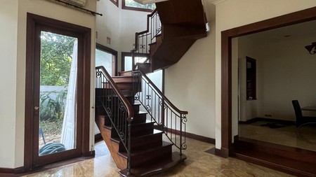 Dijual Rumah Nyaman & Strategis di Patra Kuningan, Jakarta Selatan