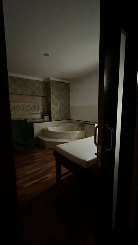 Gedung Perkantoran di Tanah Abang Kebon Sirih Jakarta Pusat