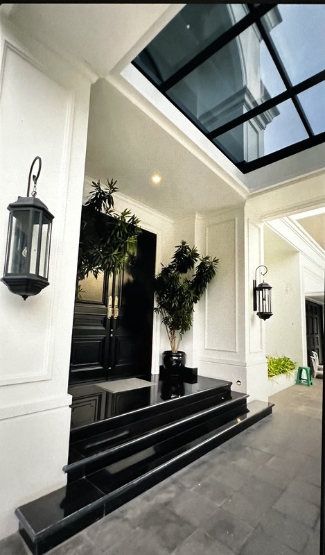 Rumah mewah di Kebayoran Lama, 5 menit dari PIM 