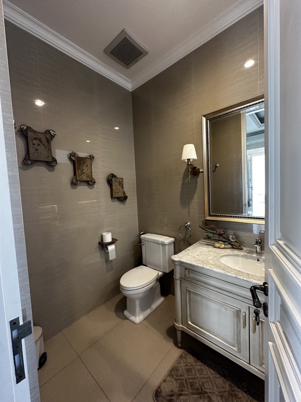 Rumah mewah di Kebayoran Lama, 5 menit dari PIM 