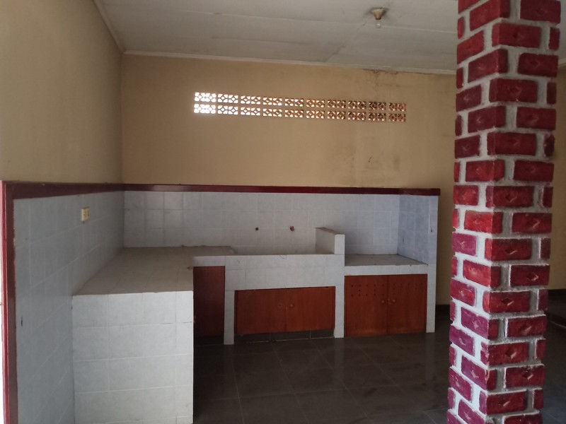 STRATEGIS! Rumah 2 Lantai di Sayap Tubagus Ismail, Bandung!