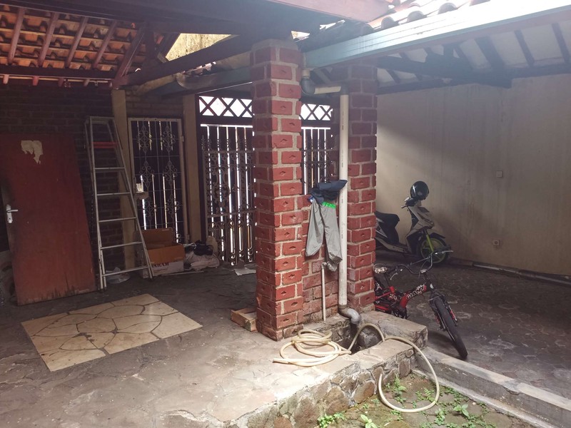 STRATEGIS! Rumah 2 Lantai di Sayap Tubagus Ismail, Bandung!