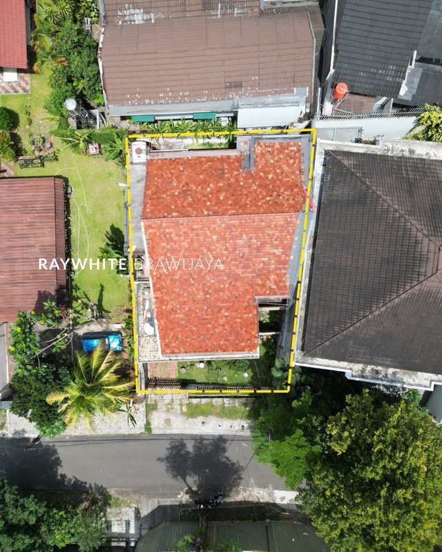 Rumah Lama Lingkungan Tenang Area Dempo Kebayoran Baru