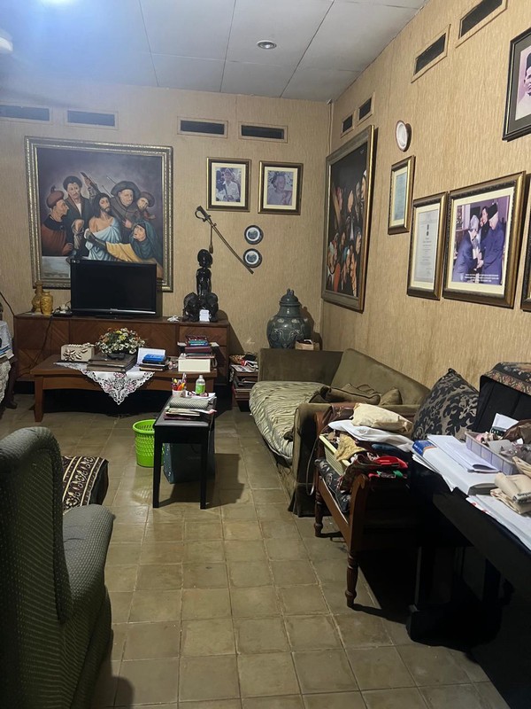 Dijual Rumah Hitung Tanah Lokasi Strategis di Kebayoran Baru, Jakarta Selatan