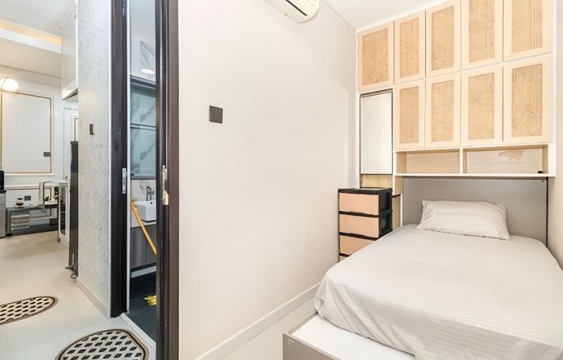 Dijual Unit Apartemen 3BR Full Furnished di Gapura Prima Plaza, Lantai 17 - Siap Huni!