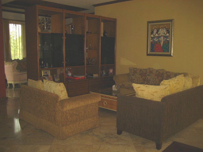 Rumah Mewah 2 Lantai Di Perumahan Bukit Pratama, Lebak Bulus, Jakarta Selatan