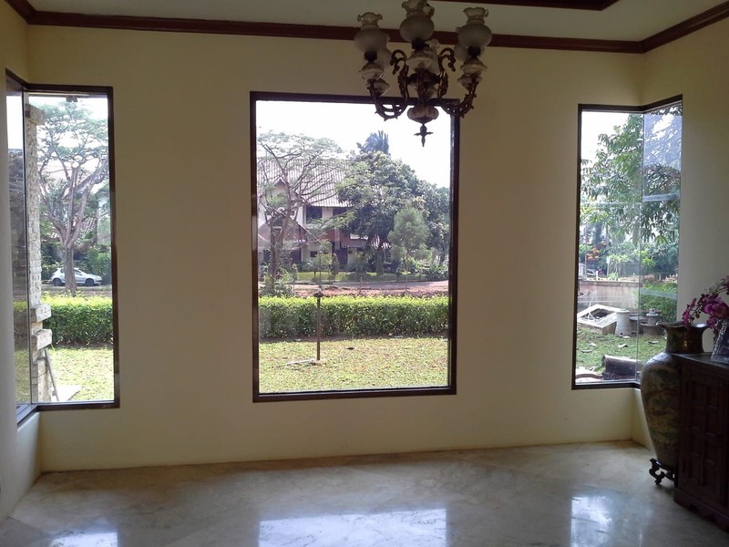 Rumah Mewah 2 Lantai Di Perumahan Bukit Pratama, Lebak Bulus, Jakarta Selatan