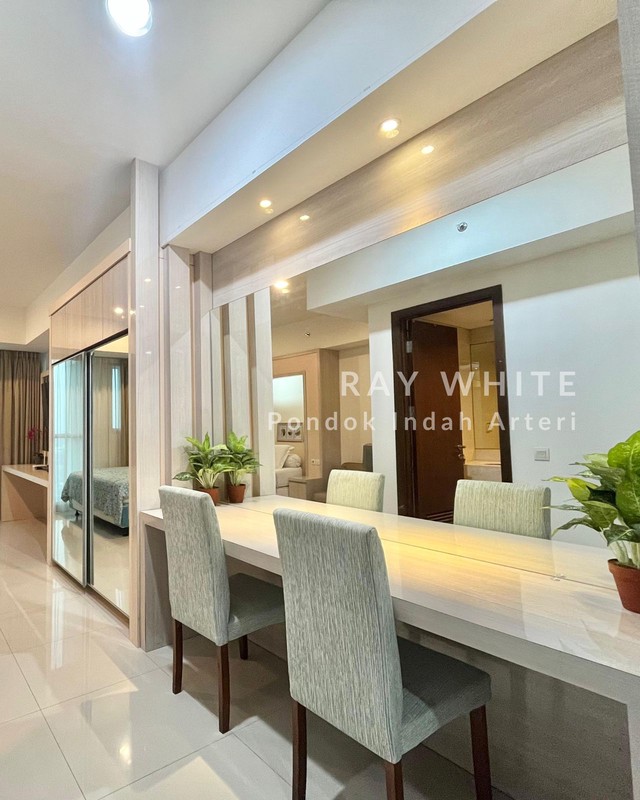 Dijual Cepat Unit Apartment Kemang Village  Tower Intercon Kemang, Jakarta Selatan 