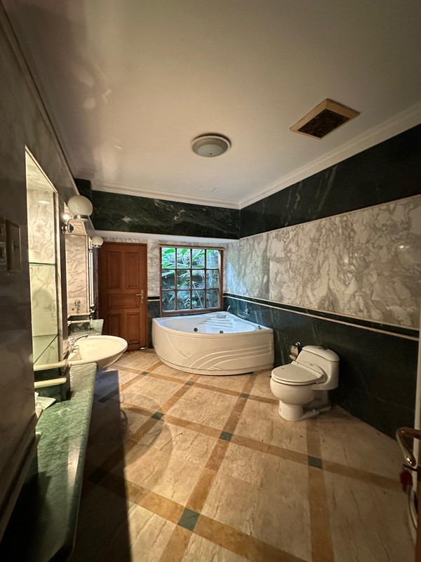 Dijual rumah Classic Mewah di Wijaya Area, Kebayoran Baru, Jakarta Selatan