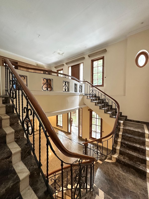 Dijual rumah Classic Mewah di Wijaya Area, Kebayoran Baru, Jakarta Selatan