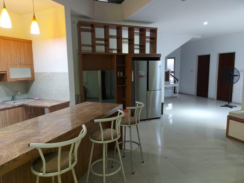 Dijual rumah dalam Townhouse di jl Lebak bulus III Cilandak Barat, Cilandak, Jalarta Selatan