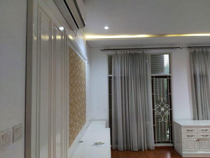 Dijual rumah dalam Townhouse di jl Lebak bulus III Cilandak Barat, Cilandak, Jalarta Selatan