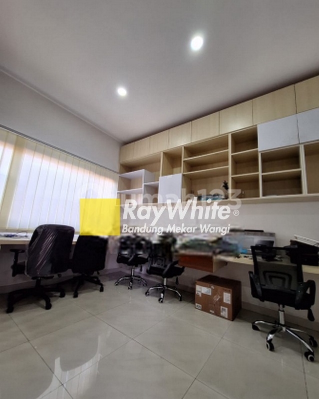 Rumah di Sayap Terusan Martanegaraturangga Bandung, 2Lt Furnished