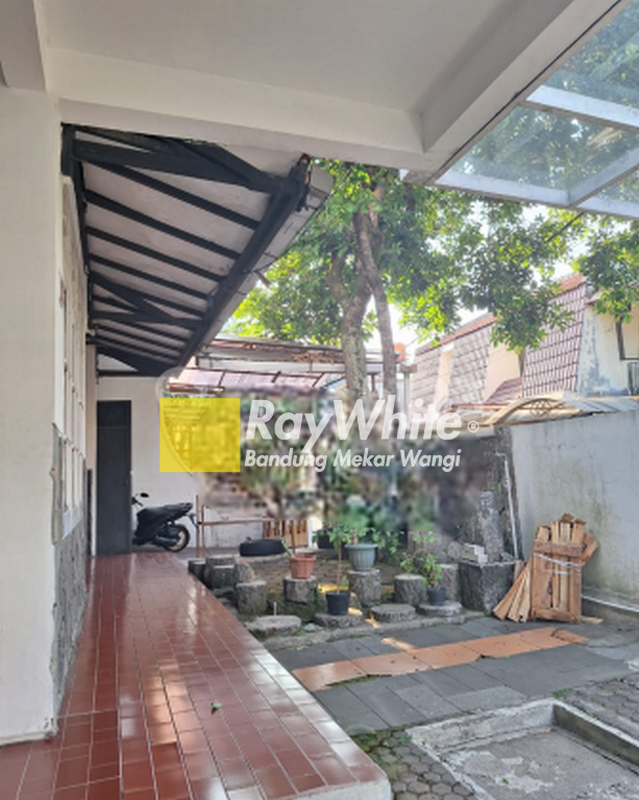 Rumah di Sayap Terusan Martanegaraturangga Bandung, 2Lt Furnished