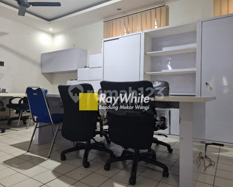 Rumah di Sayap Terusan Martanegaraturangga Bandung, 2Lt Furnished