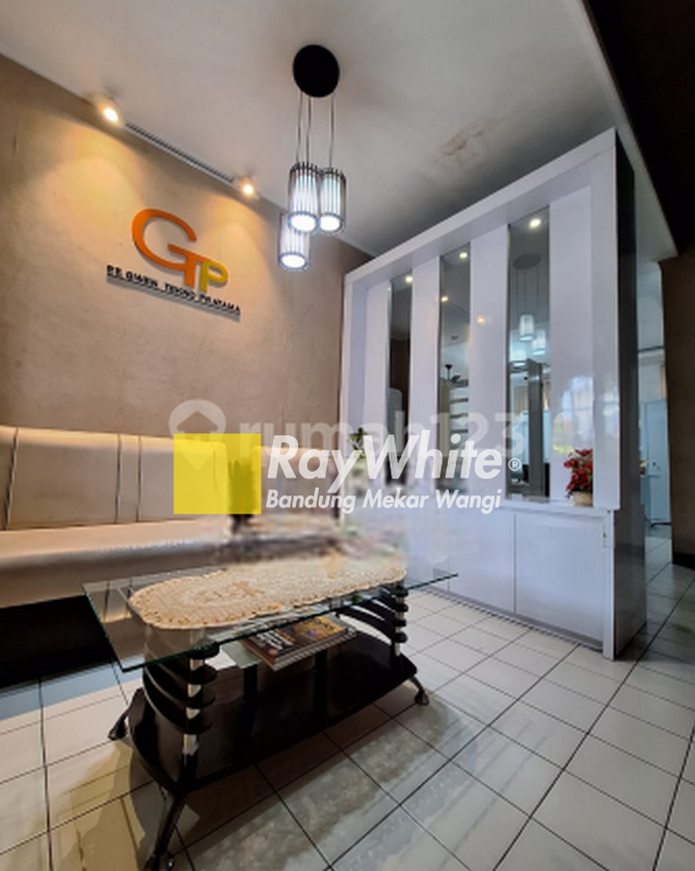 Rumah di Sayap Terusan Martanegaraturangga Bandung, 2Lt Furnished