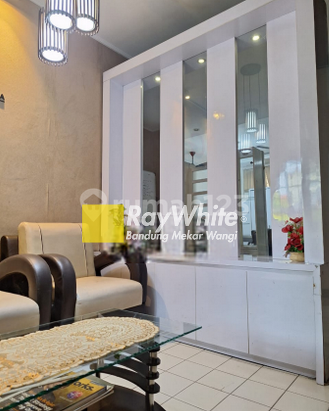 Rumah di Sayap Terusan Martanegaraturangga Bandung, 2Lt Furnished