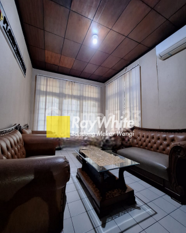 Rumah di Sayap Terusan Martanegaraturangga Bandung, 2Lt Furnished