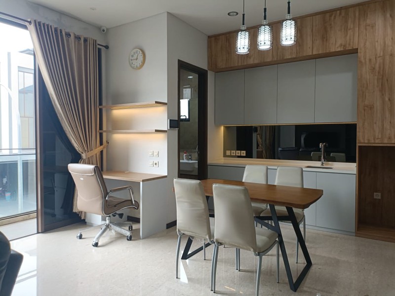 Disewakan Rumah Luas 3 lantai fully furnished di ZORA BSD City  