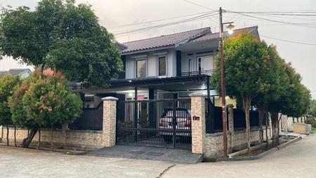 Rumah Bagus Posisi Hoek di Komplek Arco Pancoran Mas Depok