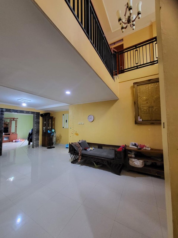 Rumah Bagus Posisi Hoek di Komplek Arco Pancoran Mas Depok