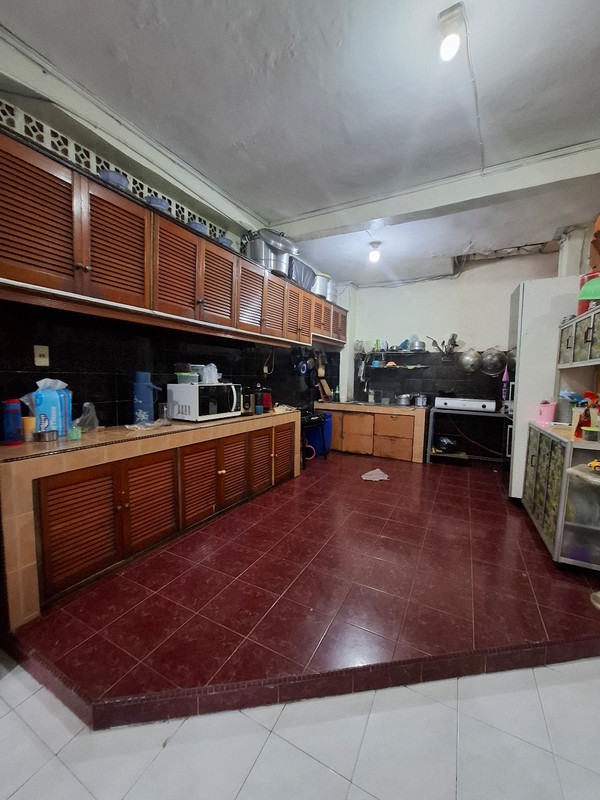 Rumah siap huni di kemayoran