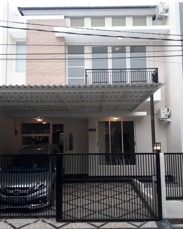 Rumah Dijual Perumahan Pakuwon City Mulyorejo Surabaya Timur 