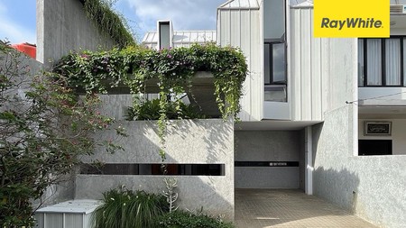 Rumah Full Furnished, Tinggal Bawa Koper di Jalan Raya Hankam, Bekasi