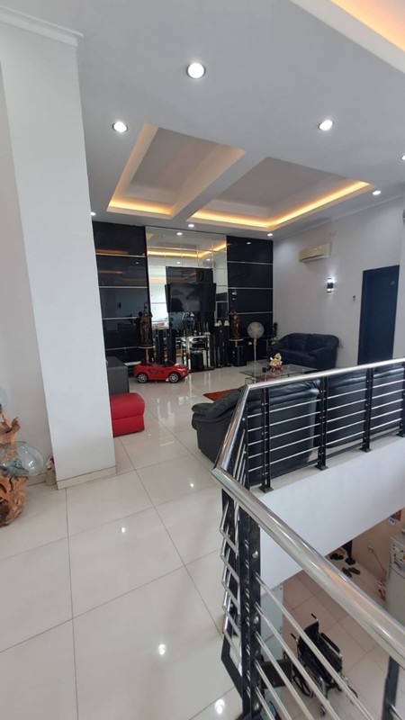 Jual Rumah Siap Huni di kertajaya harga di bawah apraisal bank