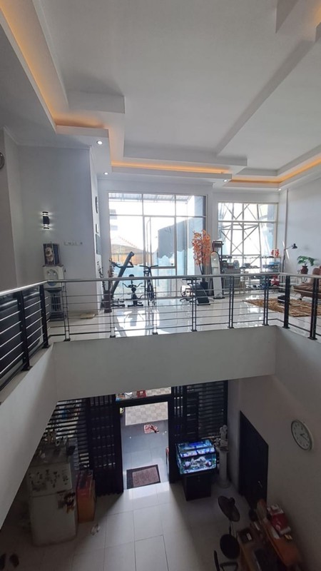 Jual Rumah Siap Huni di kertajaya harga di bawah apraisal bank