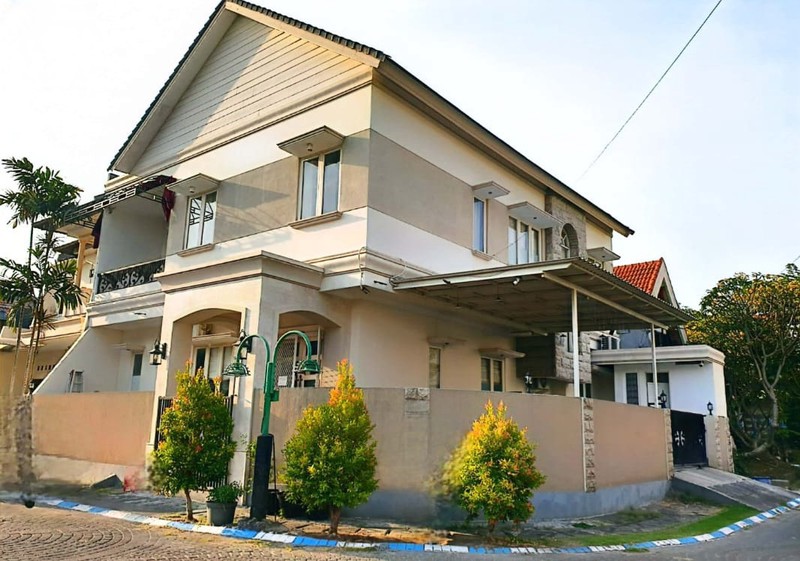 Dijual Rumah Pinus Asri Samping Perum Wisata Bukit Mas - Modern Luas 225 M2 Dekat Pakuwon Mall, Surabaya Grammer School, Sekolah Binus