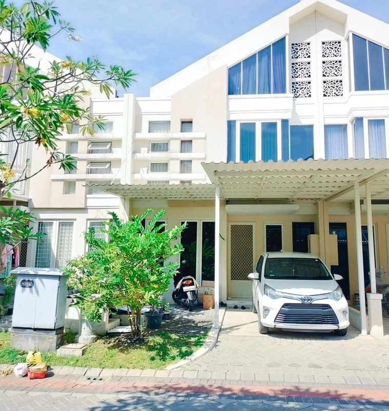 Rumah Dijual Perumahan Pakuwon City Mulyorejo Surabaya Timur 